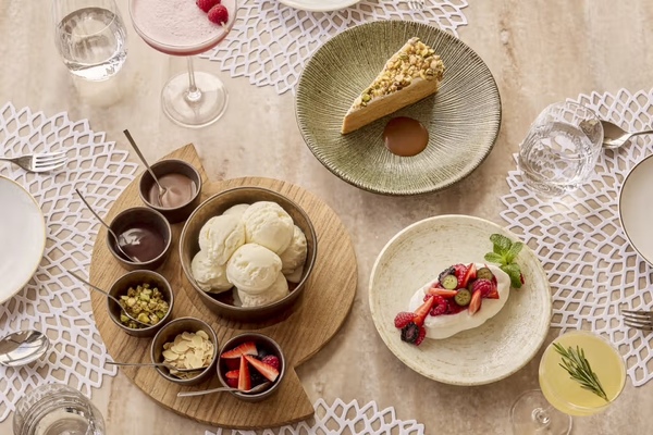 Crystal Cruises Beefbar Deserts.jpg